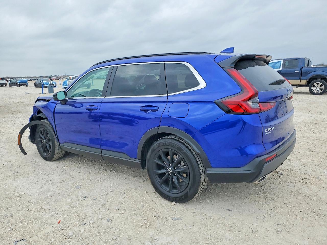 2025 HONDA CR-V SPORT photo 3