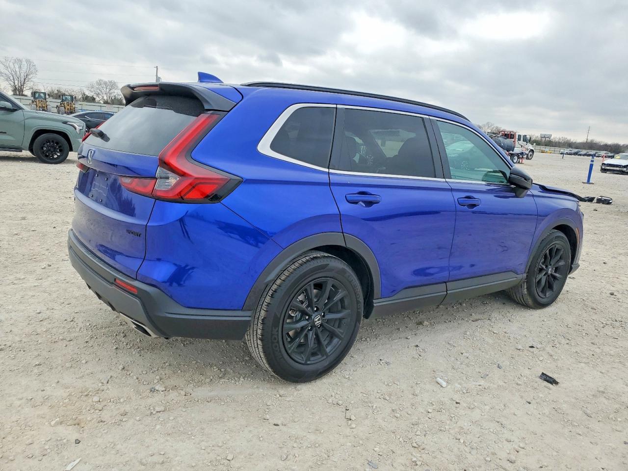 2025 HONDA CR-V SPORT photo 5