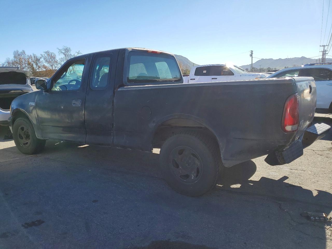 2001 FORD F150 photo 2