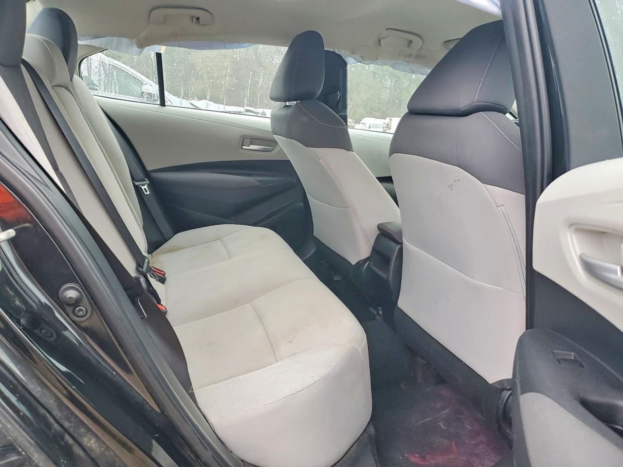 2020 TOYOTA COROLLA LE photo 10