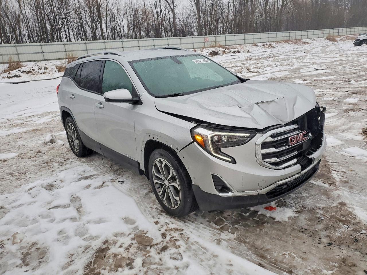 2018 GMC TERRAIN SLT photo 4