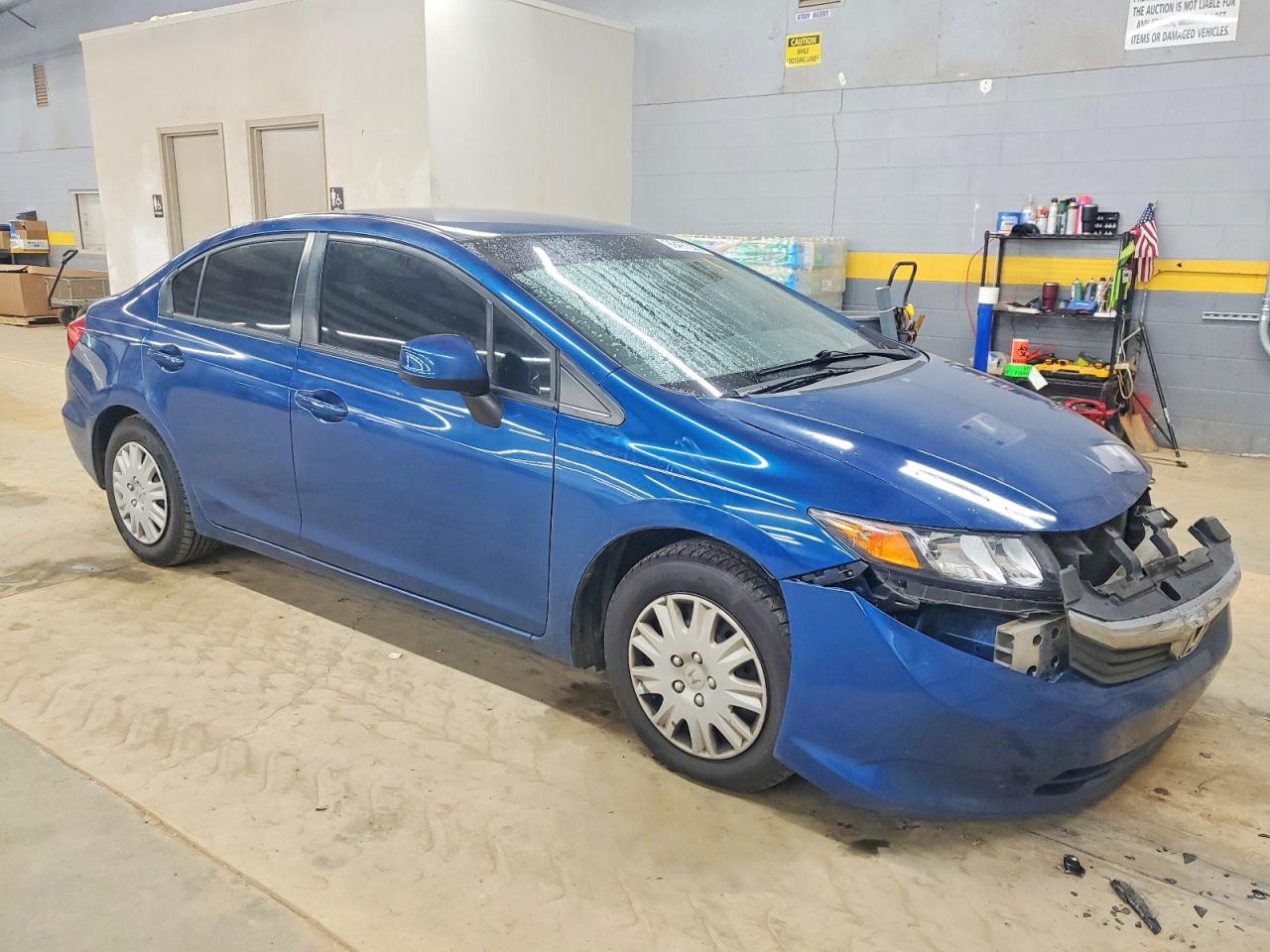 2012 HONDA CIVIC LX photo 4