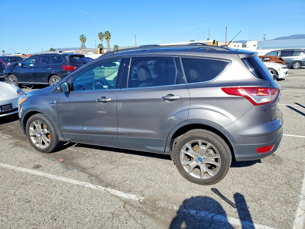 2013 FORD ESCAPE SEL photo 2