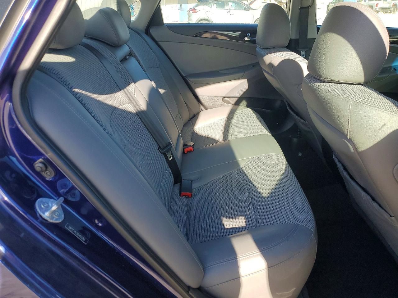 2014 HYUNDAI SONATA SE photo 10