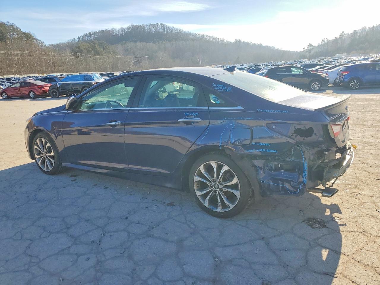 2014 HYUNDAI SONATA SE photo 2