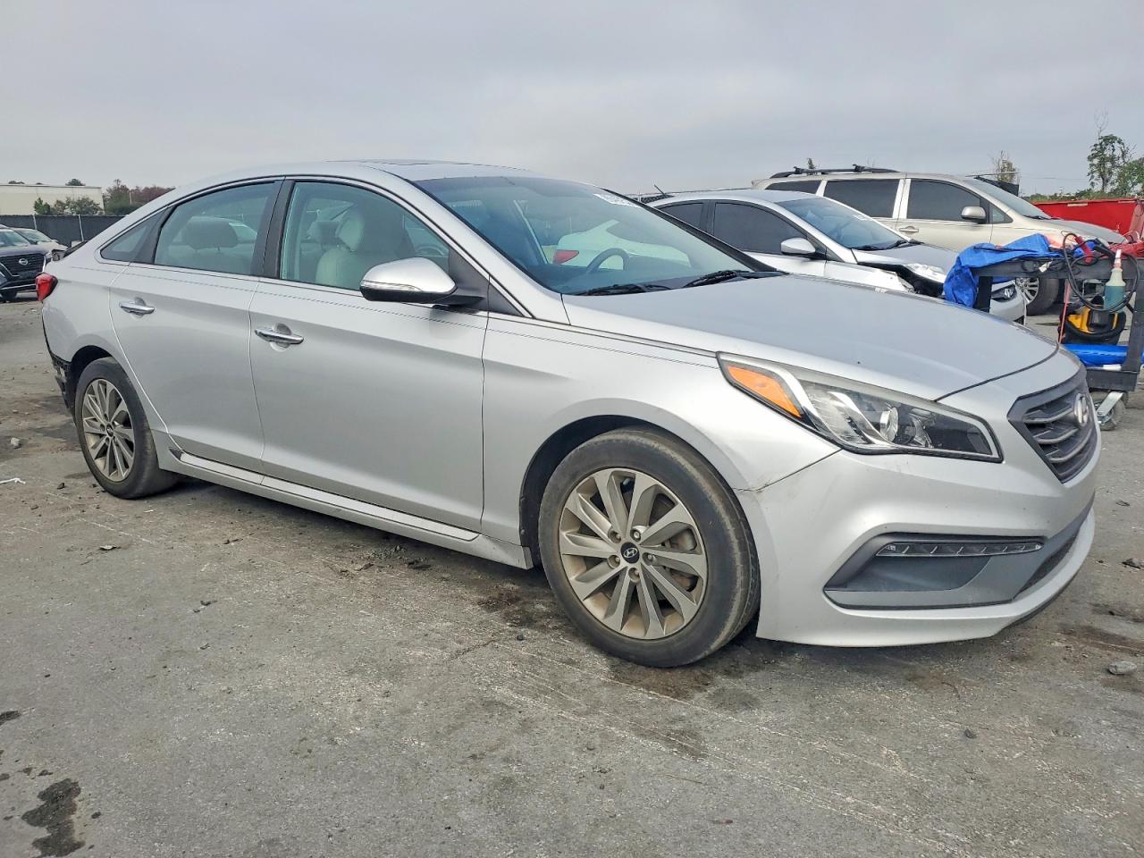 2017 HYUNDAI SONATA SPORT photo 4