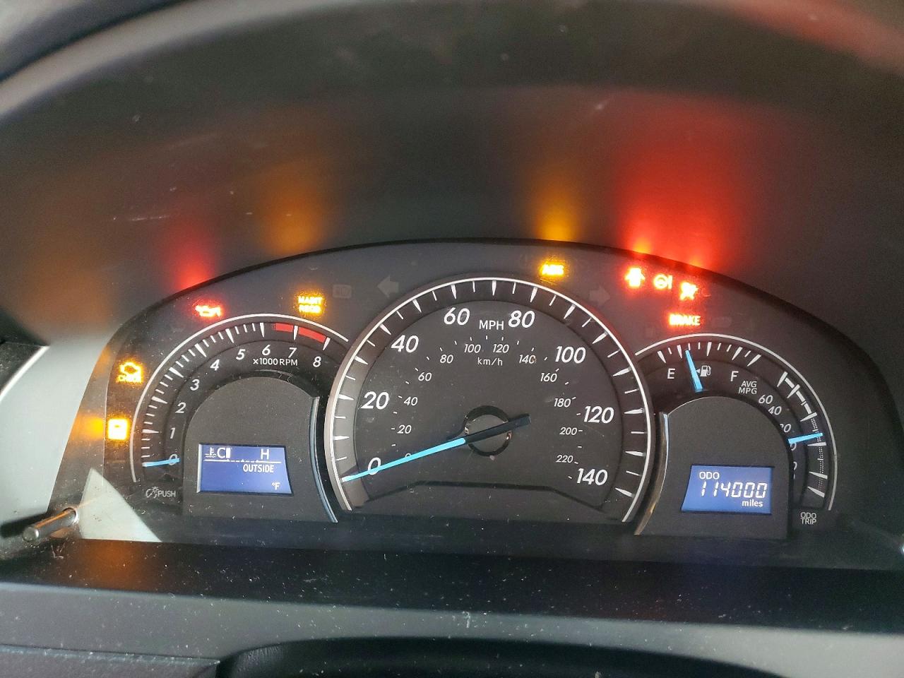 2014 TOYOTA CAMRY L photo 9