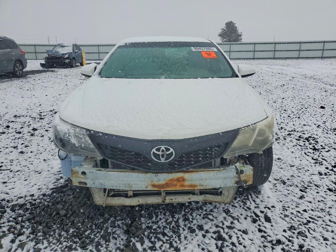 2014 TOYOTA CAMRY L photo 5