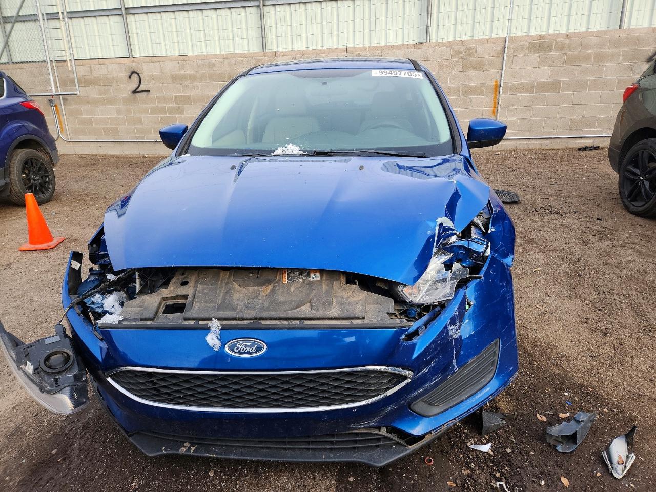 2018 FORD FOCUS SE photo 5