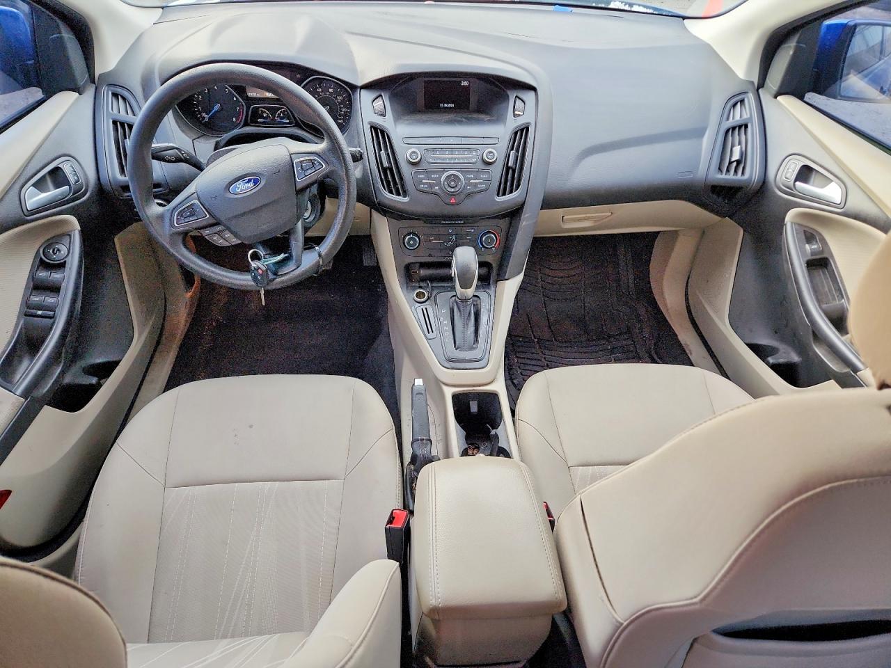2018 FORD FOCUS SE photo 8