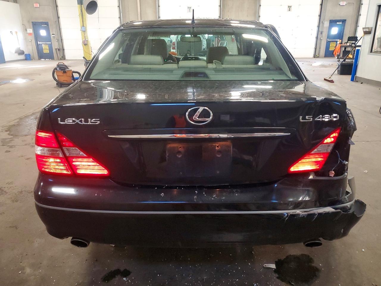 2004 LEXUS LS 430 photo 6