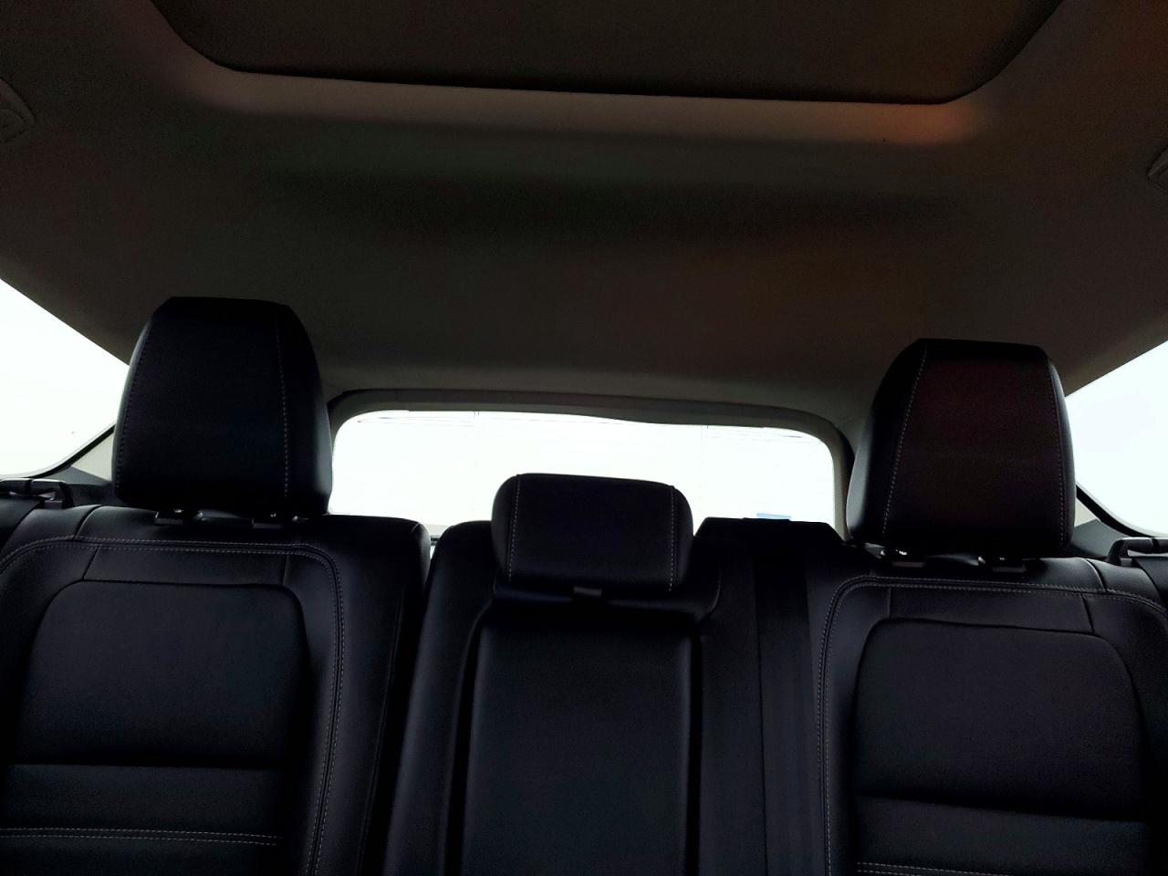 2017 FORD ESCAPE TITANIUM photo 28