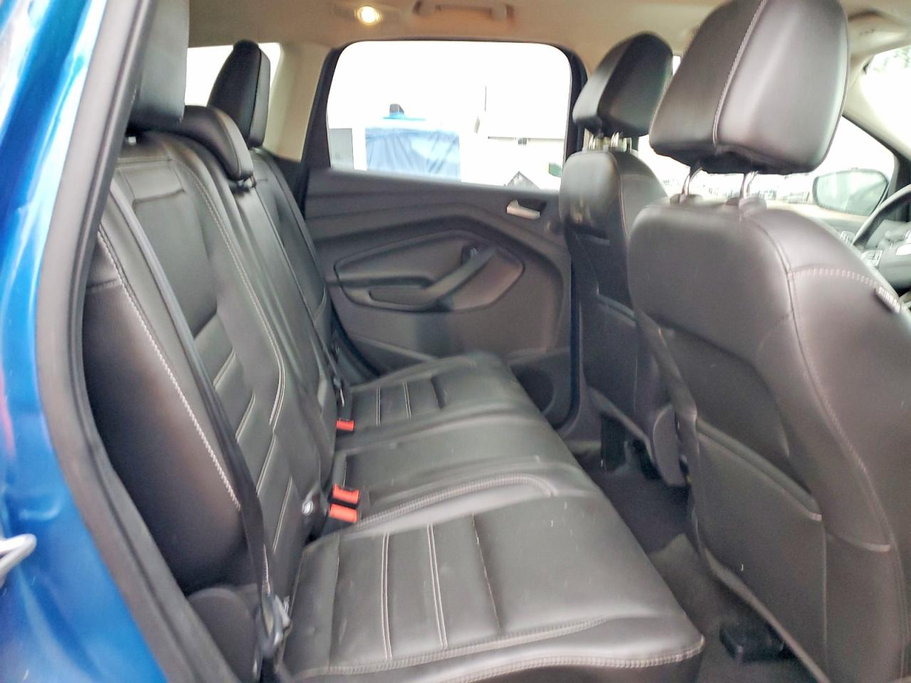 2017 FORD ESCAPE TITANIUM photo 31