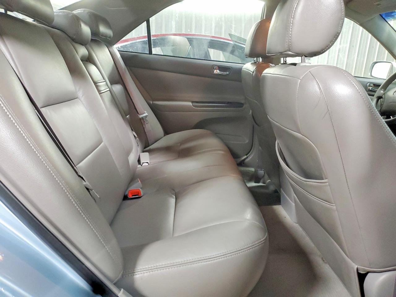 2005 TOYOTA CAMRY LE photo 10