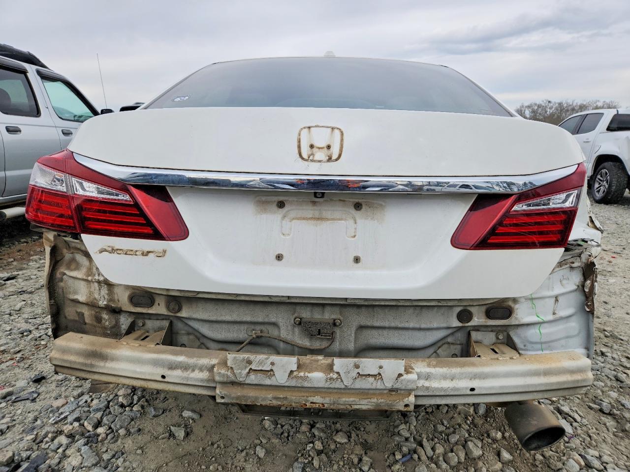 2016 HONDA ACCORD EX photo 6