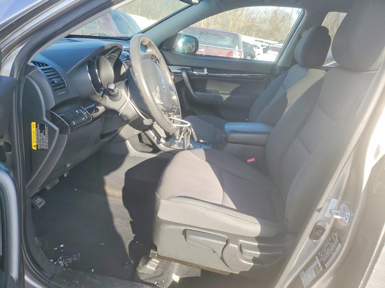 2013 KIA SORENTO LX photo 7