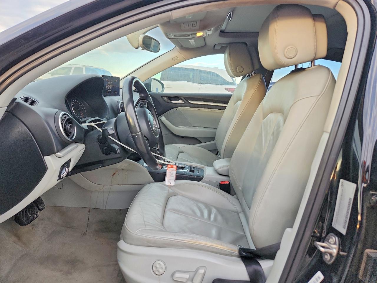 2015 AUDI A3 PREMIUM photo 13