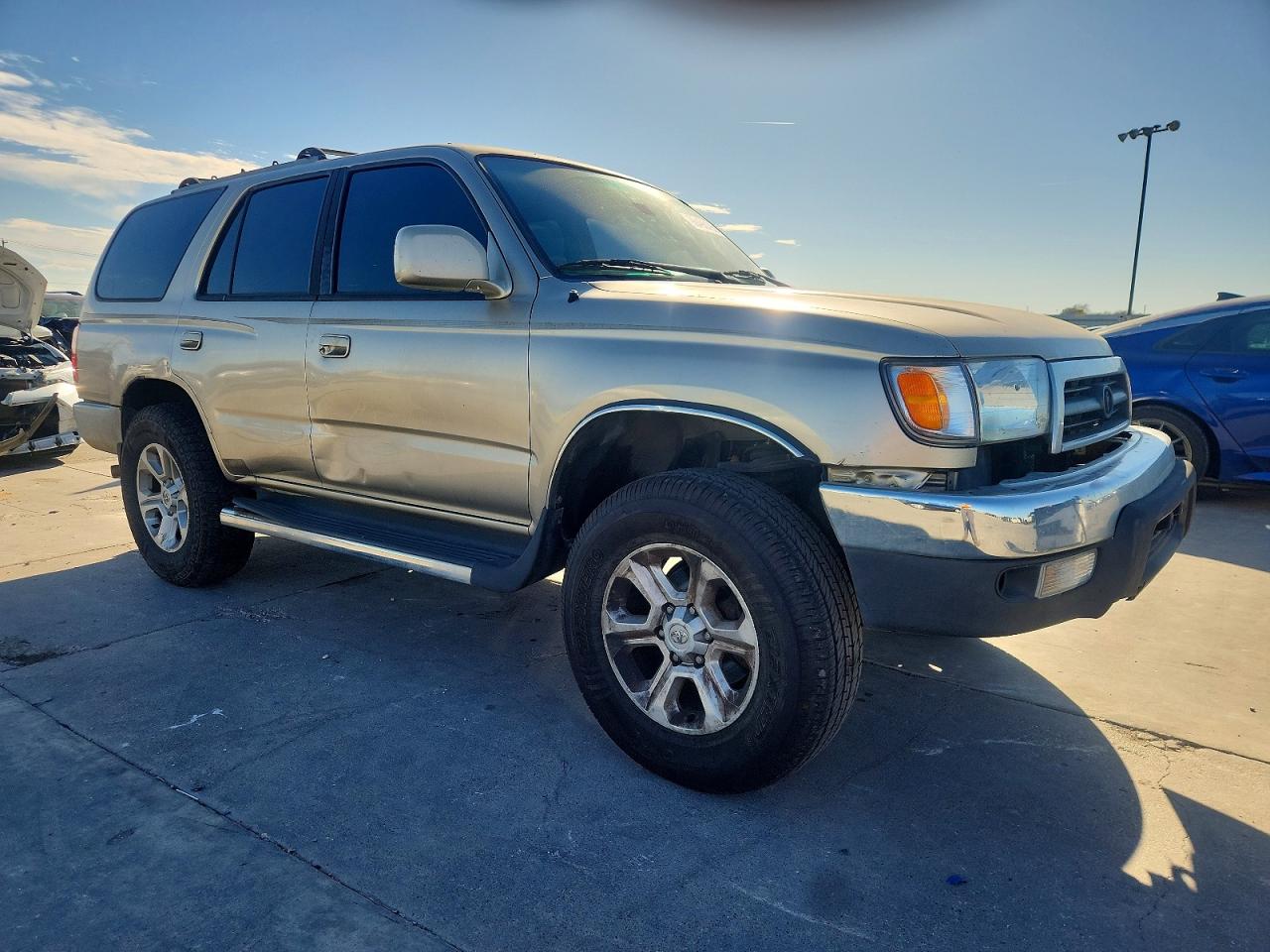 2001 TOYOTA 4RUNNER SR5 photo 7