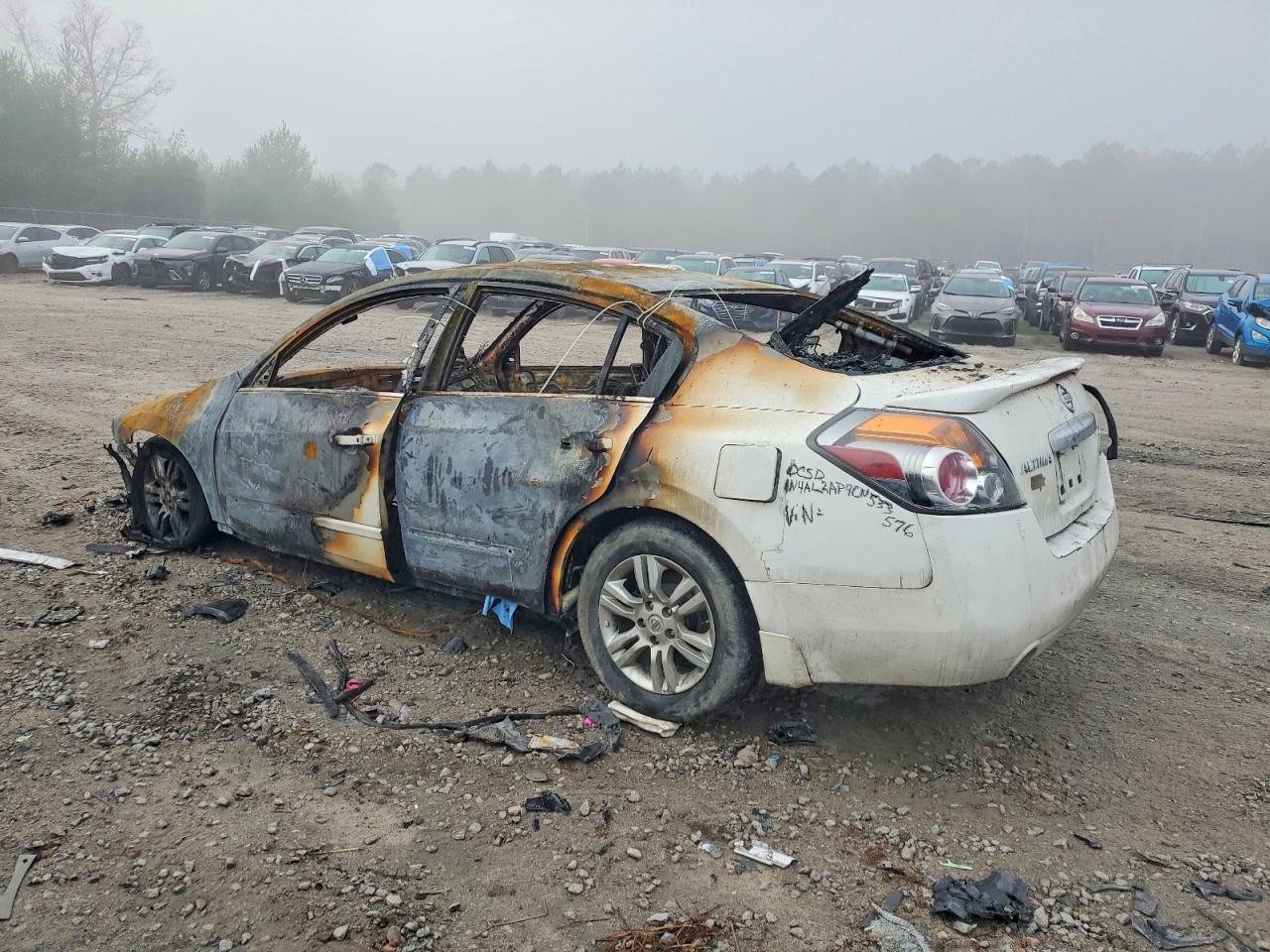 2012 NISSAN ALTIMA BASE photo 2