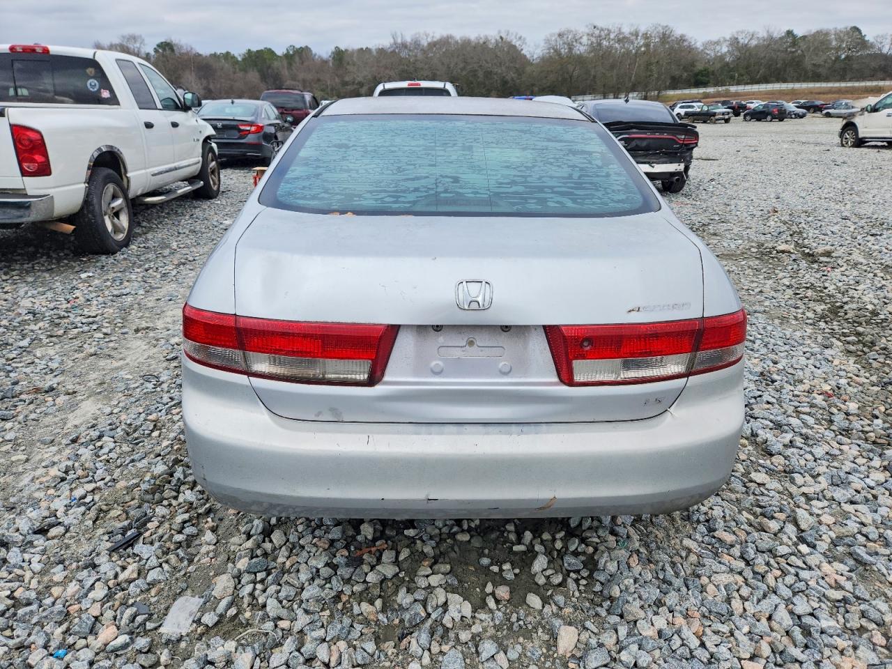 2004 HONDA ACCORD LX photo 11
