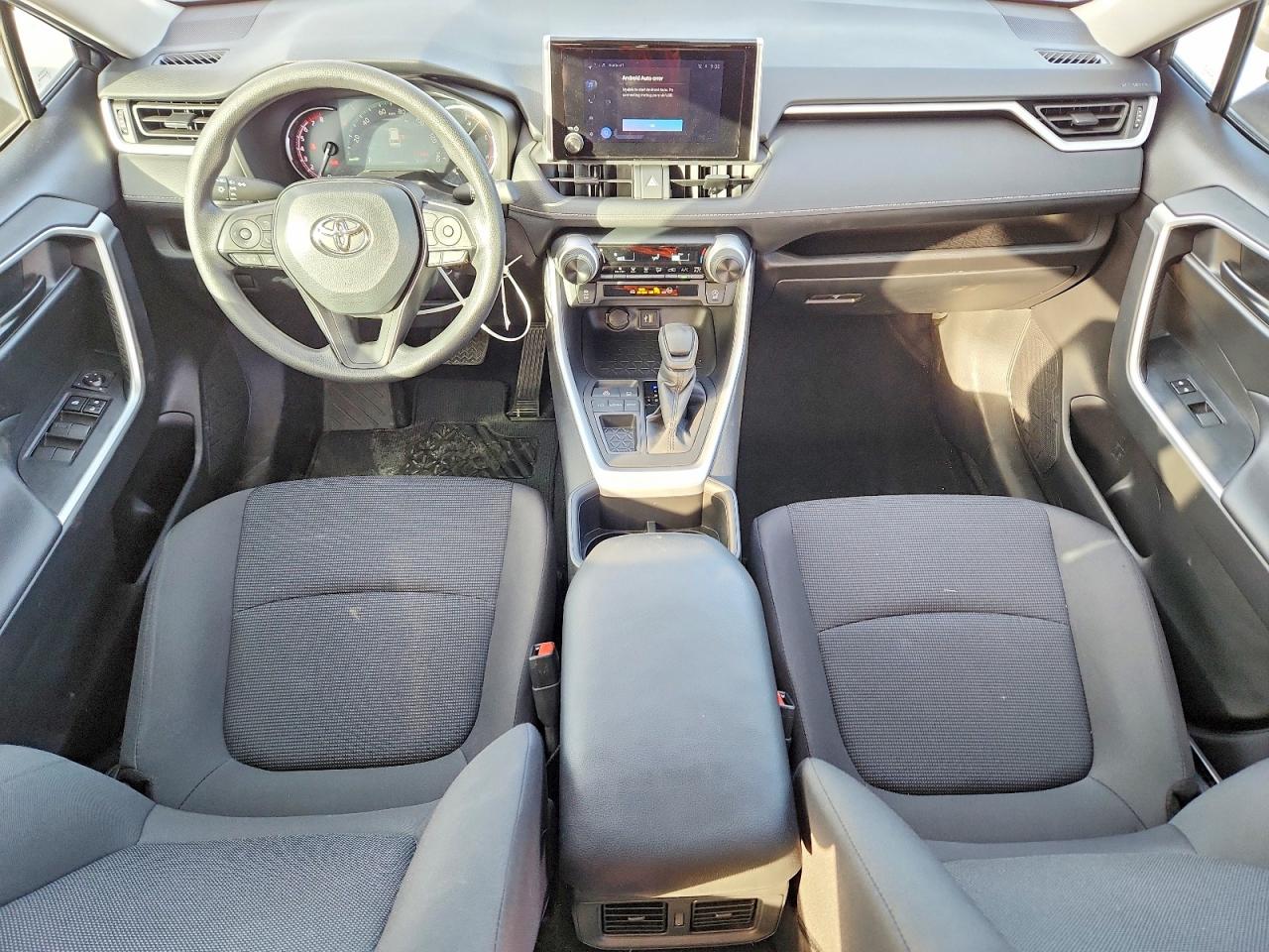 2024 TOYOTA RAV4 LE photo 8