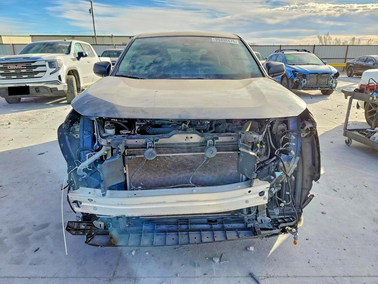 2024 TOYOTA RAV4 LE photo 5