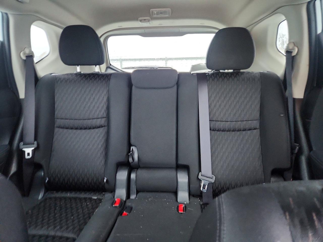 2019 NISSAN ROGUE S photo 10