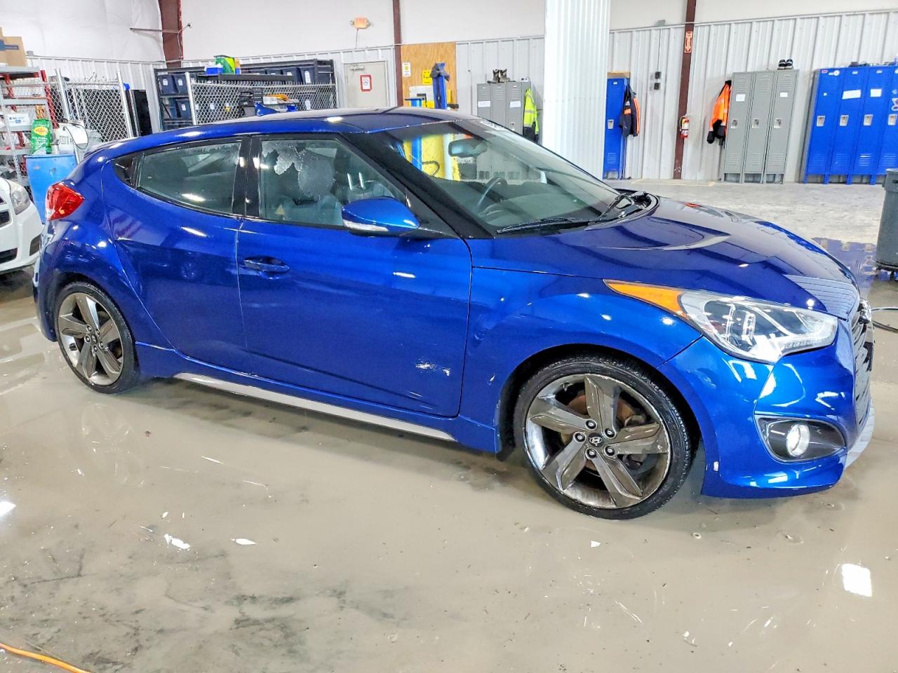 2015 HYUNDAI VELOSTER TURBO photo 4