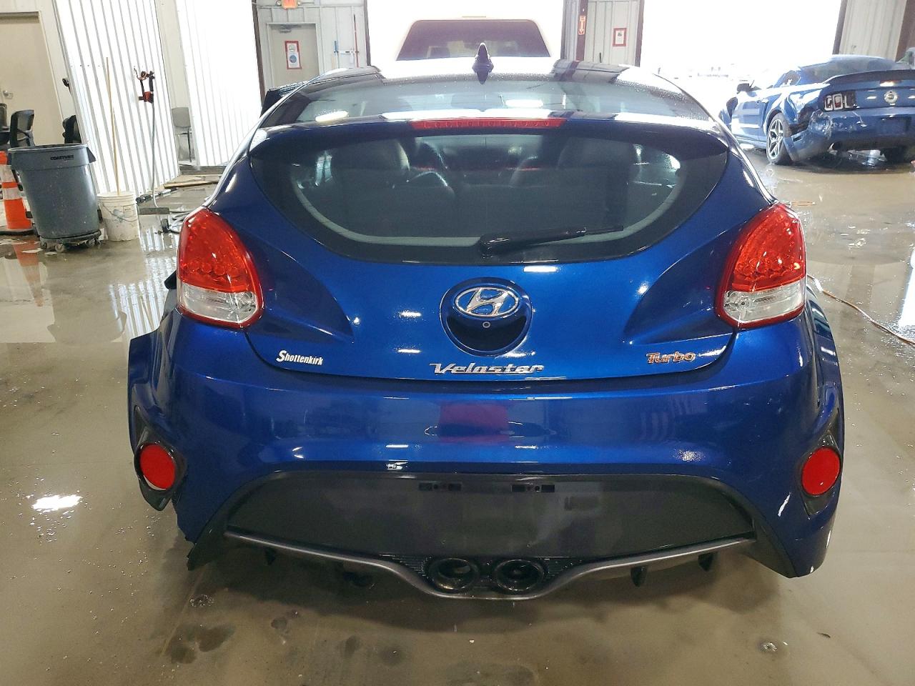 2015 HYUNDAI VELOSTER TURBO photo 6