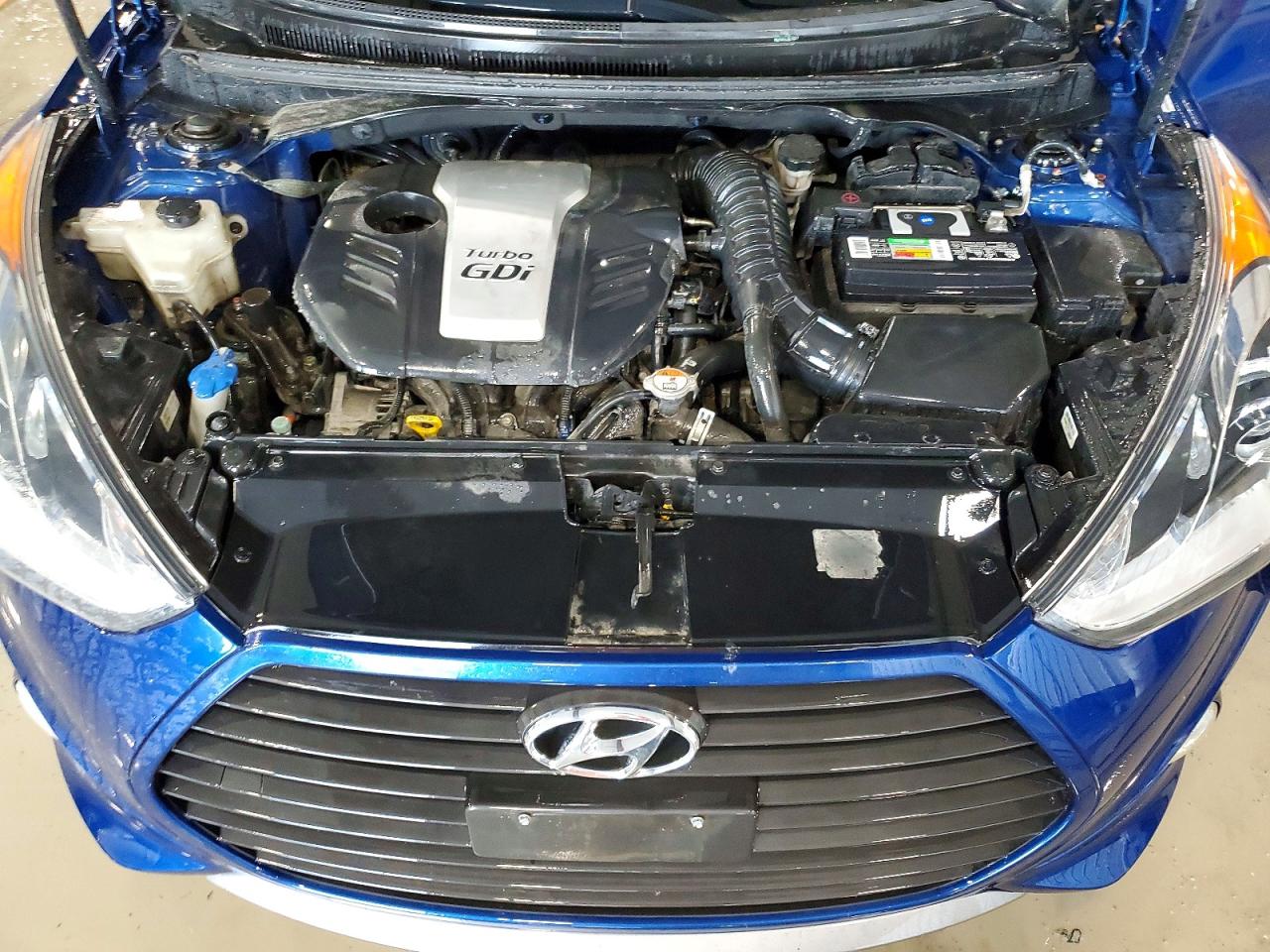2015 HYUNDAI VELOSTER TURBO photo 11