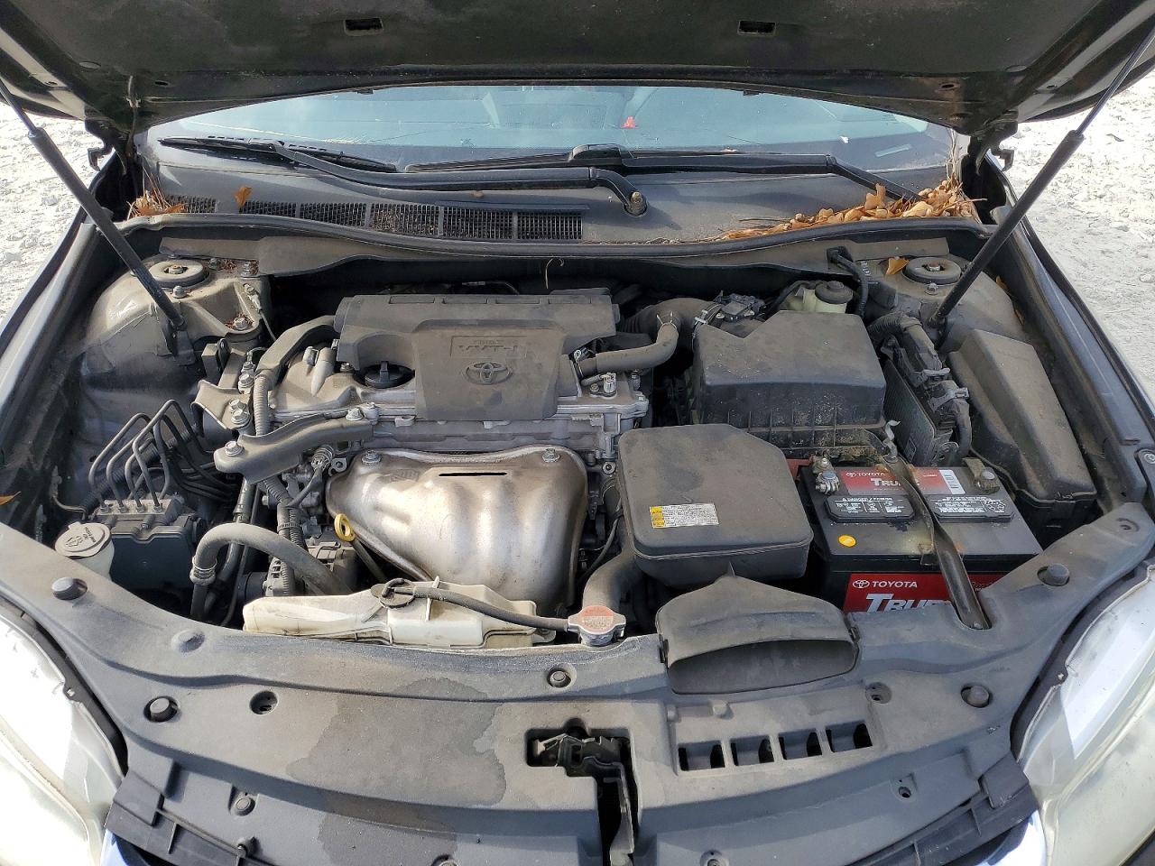 2016 TOYOTA CAMRY LE photo 21