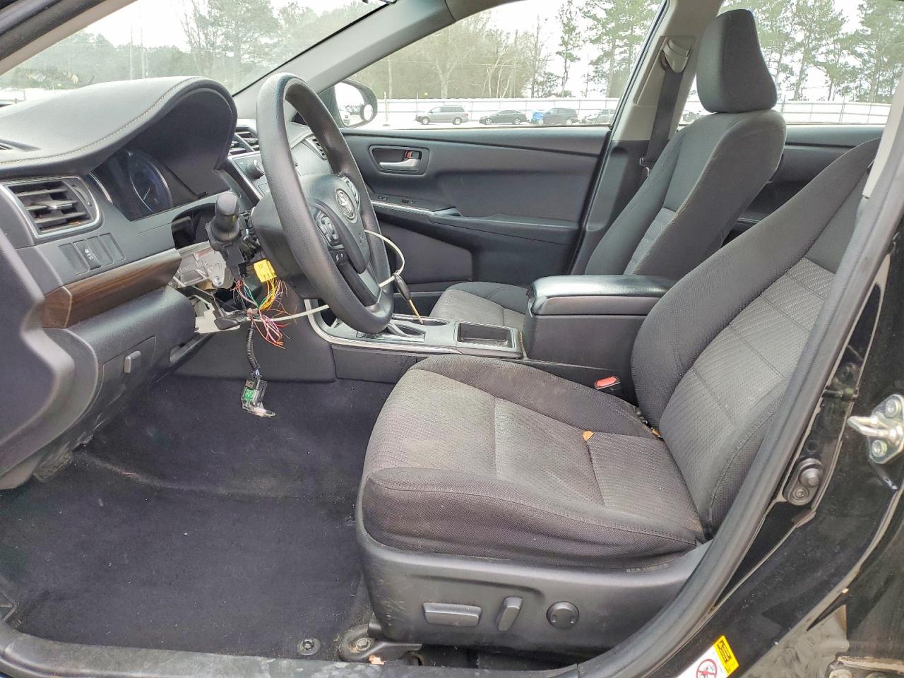 2016 TOYOTA CAMRY LE photo 13
