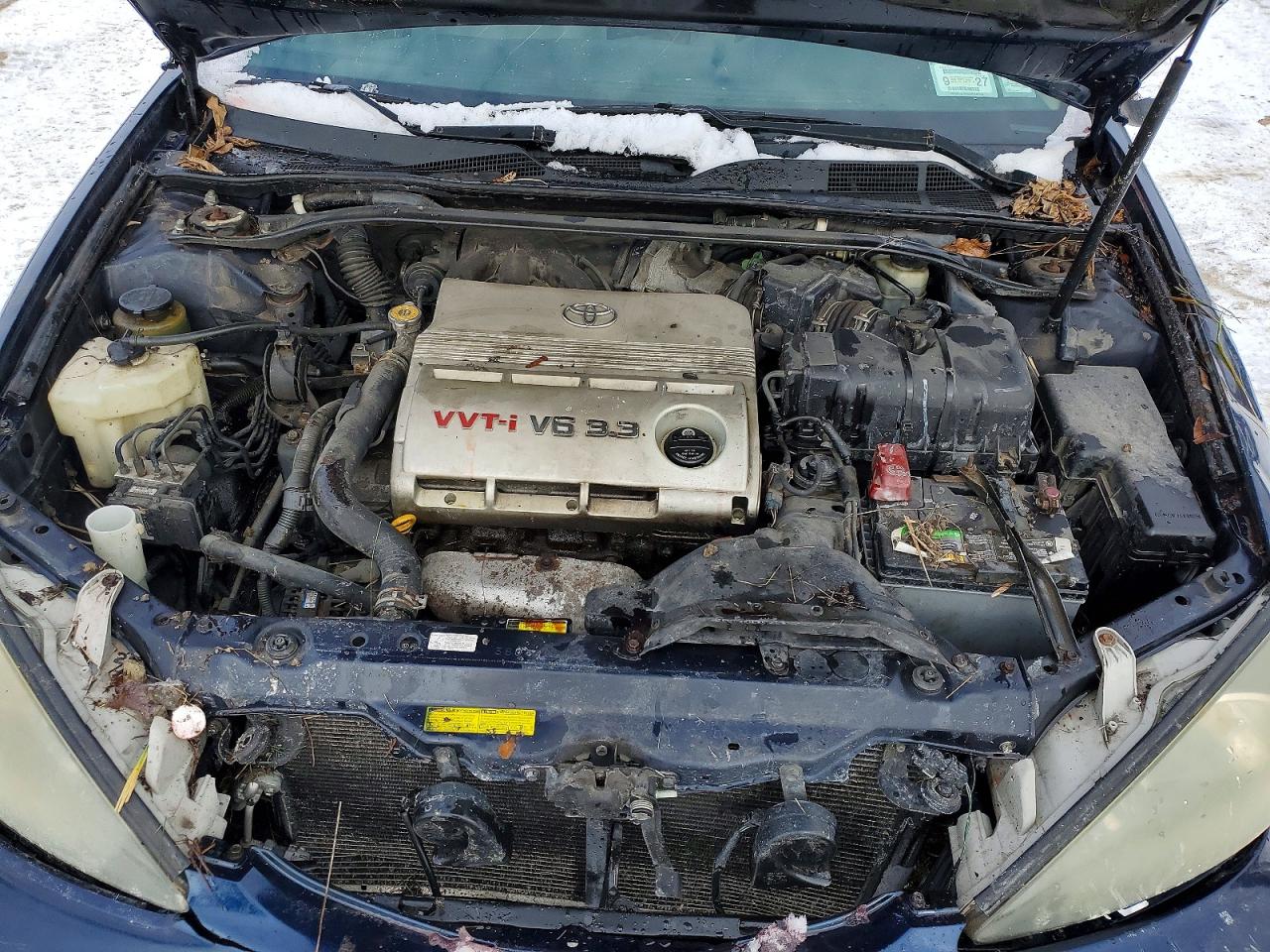 2004 TOYOTA CAMRY SE photo 11
