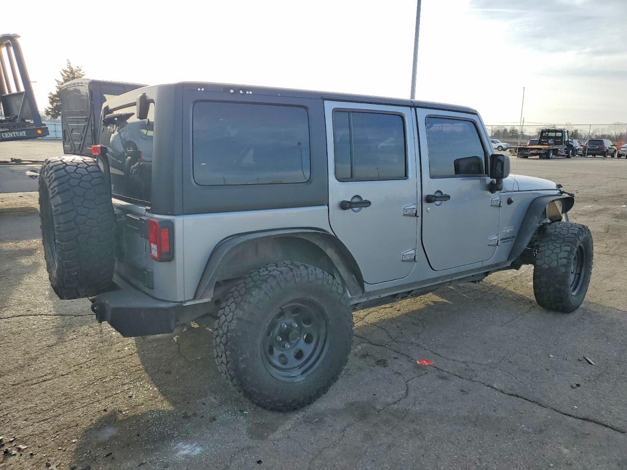 2014 JEEP WRANGLER UNLIMITED SAHARA photo 3