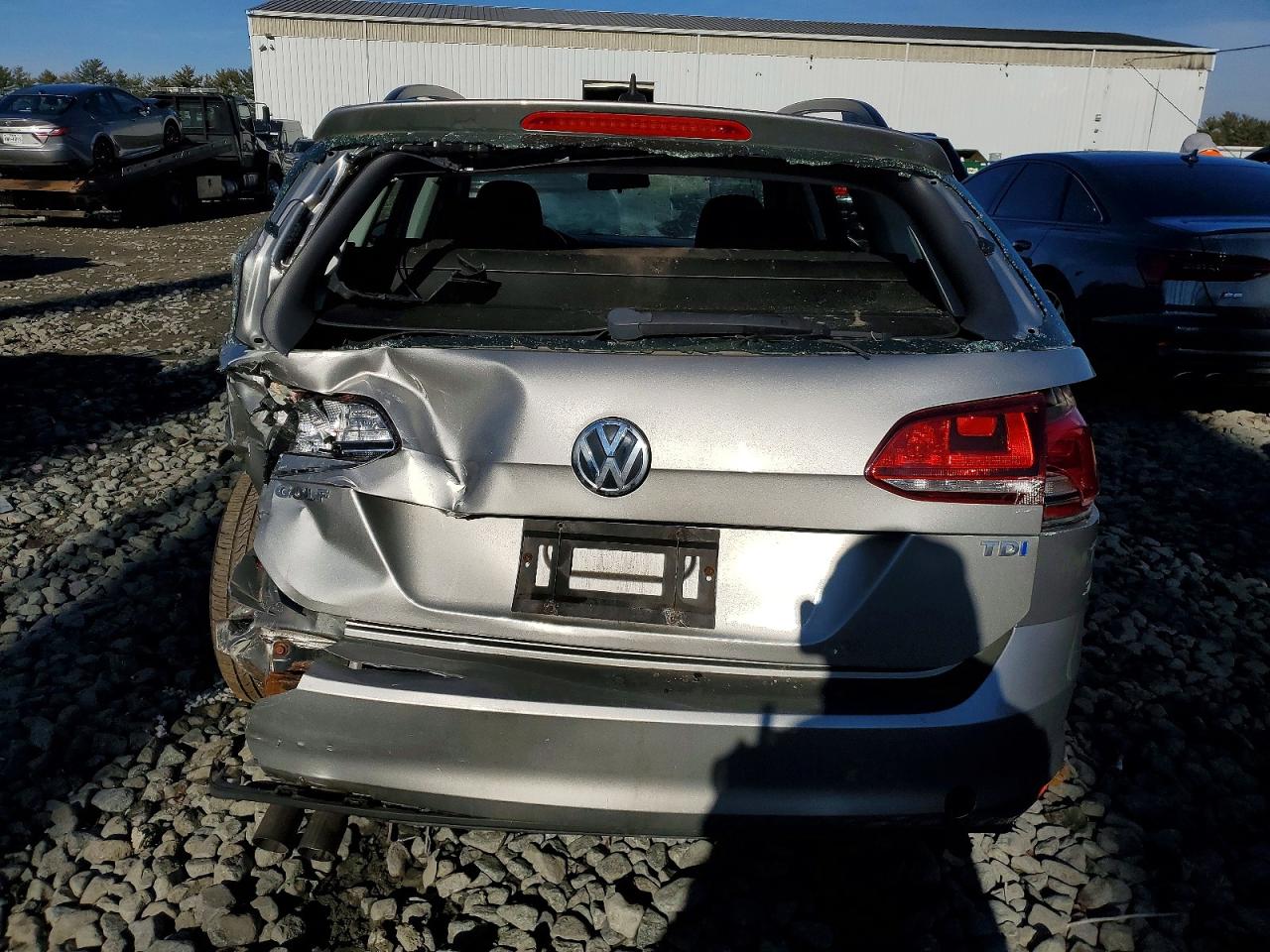 2015 VOLKSWAGEN GOLF SPORTWAGEN TDI S photo 6