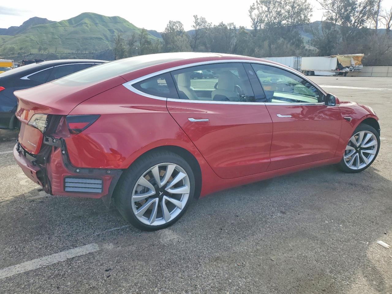 2018 TESLA MODEL 3 photo 3