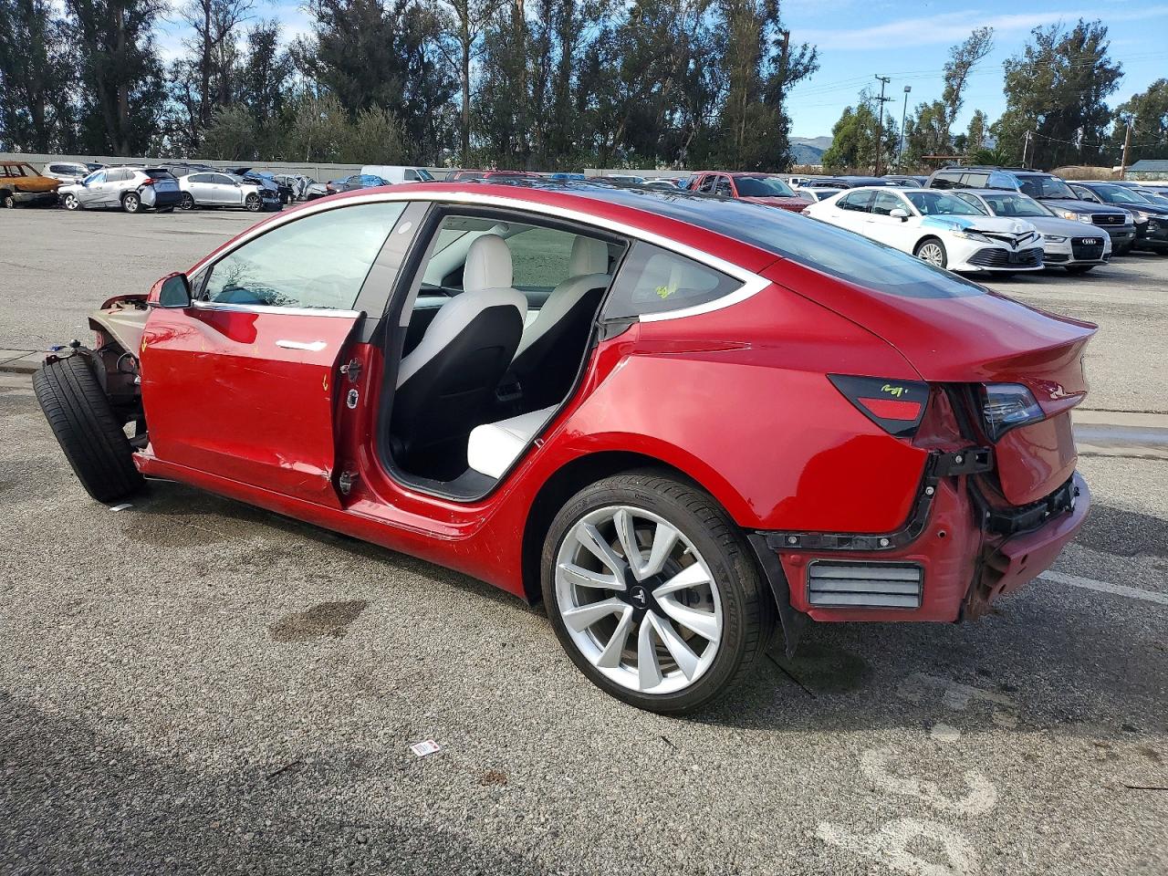 2018 TESLA MODEL 3 photo 2
