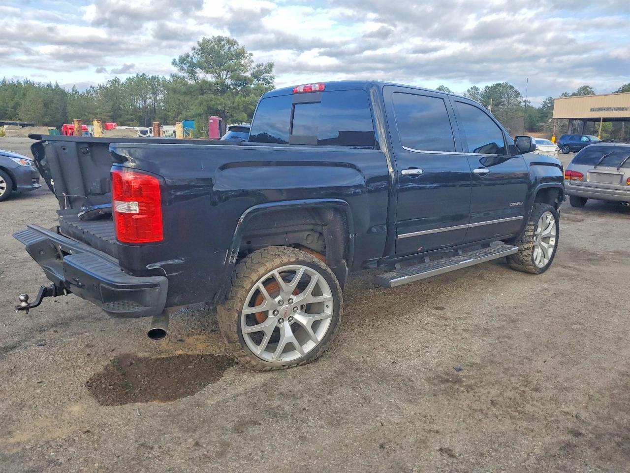 2015 GMC SIERRA K1500 DENALI photo 3