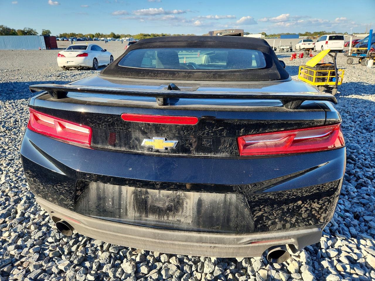 2017 CHEVROLET CAMARO LT photo 6