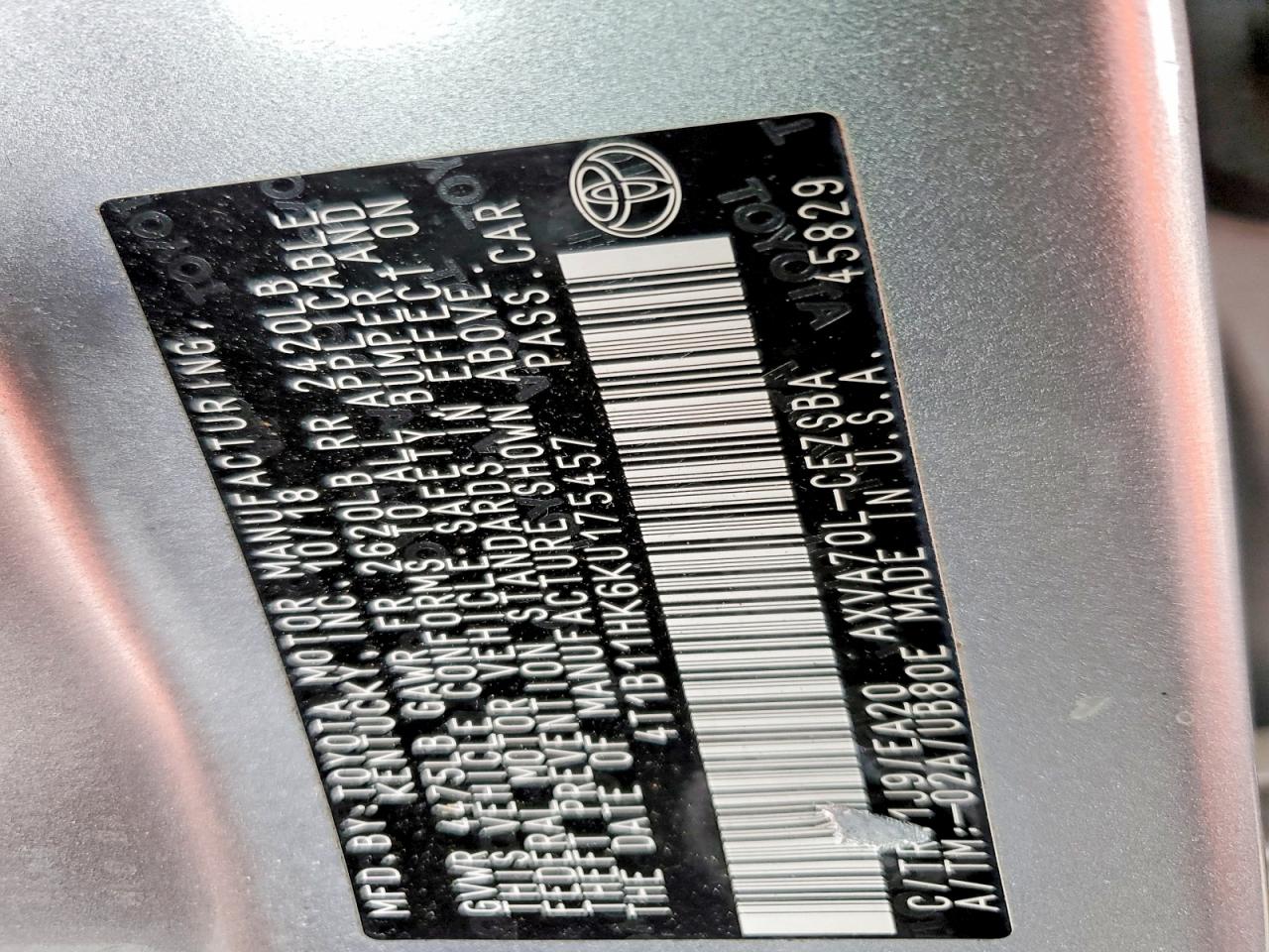 2019 TOYOTA CAMRY L photo 12