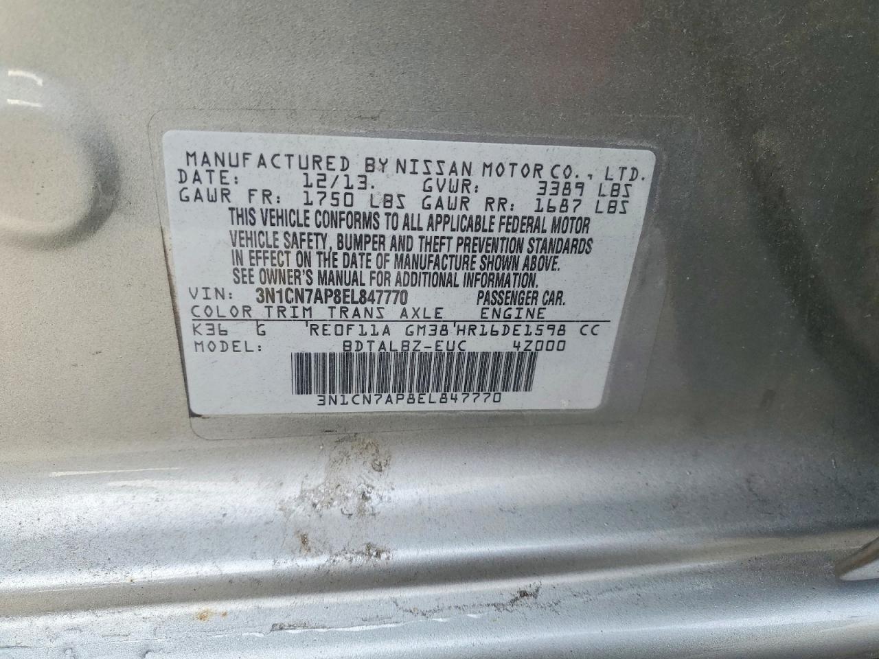 2014 NISSAN VERSA S photo 12