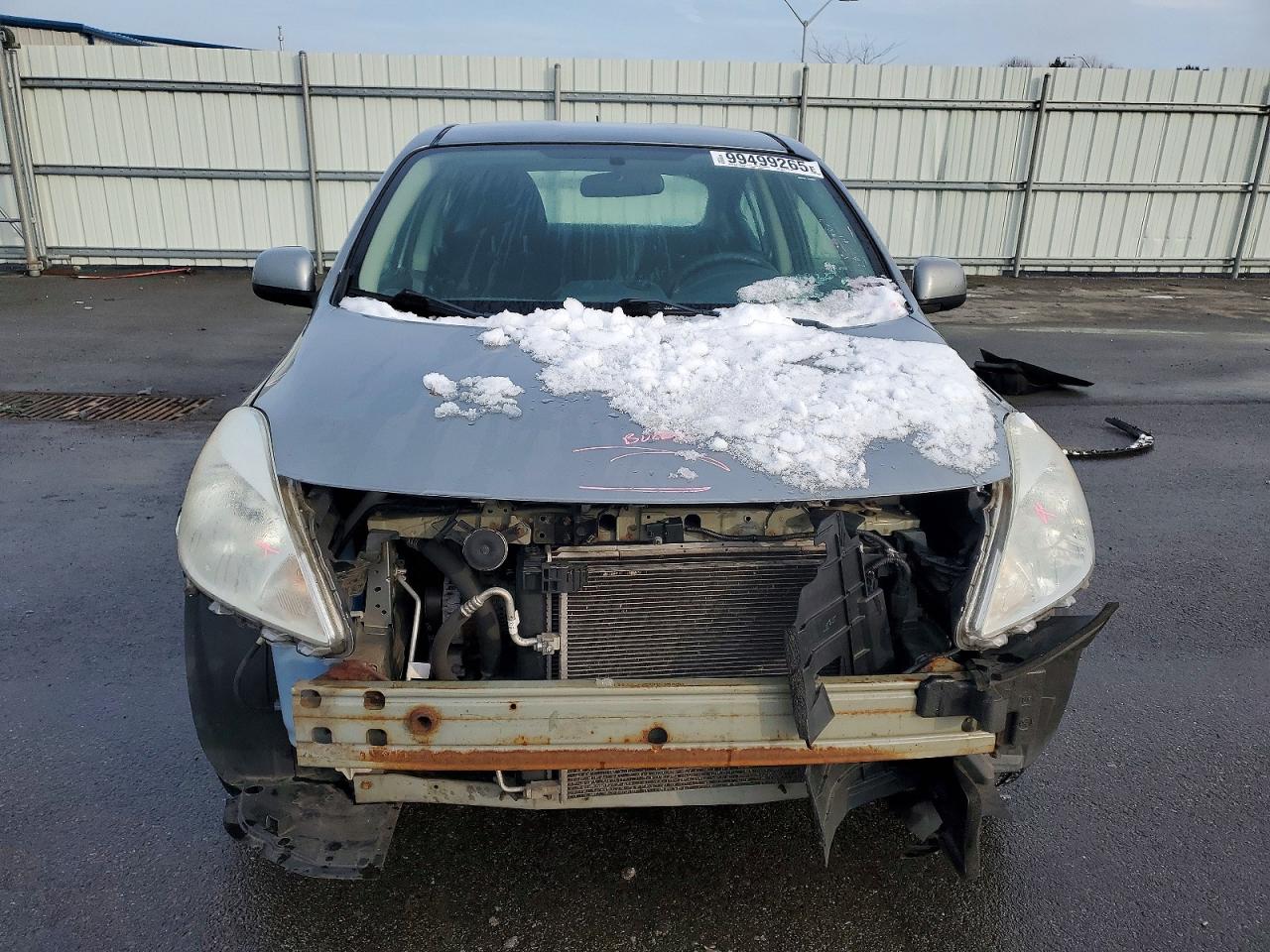 2014 NISSAN VERSA S photo 5