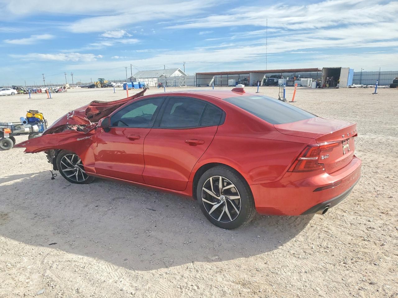 2019 VOLVO S60 T6 MOMENTUM photo 2