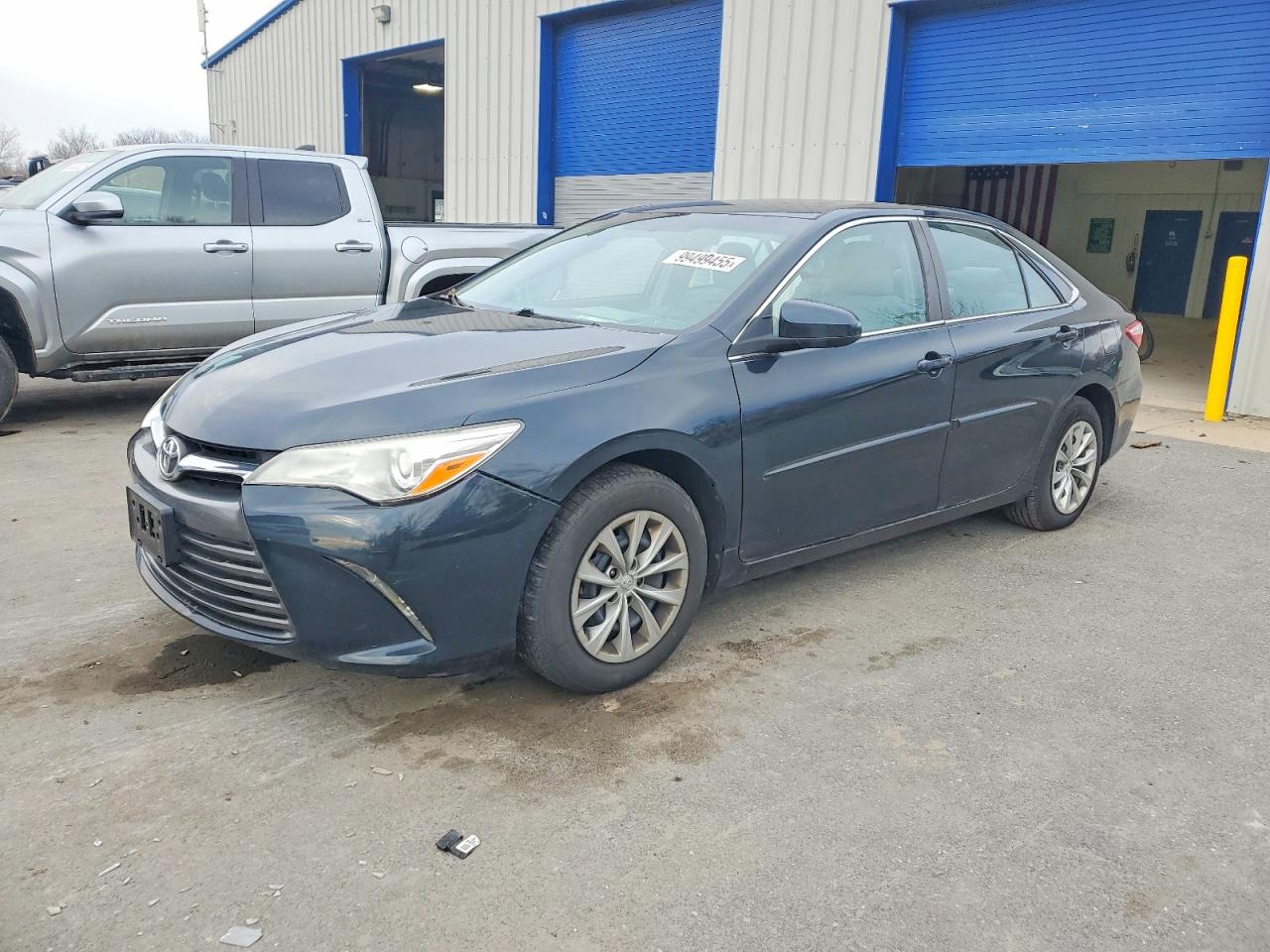 2016 TOYOTA CAMRY