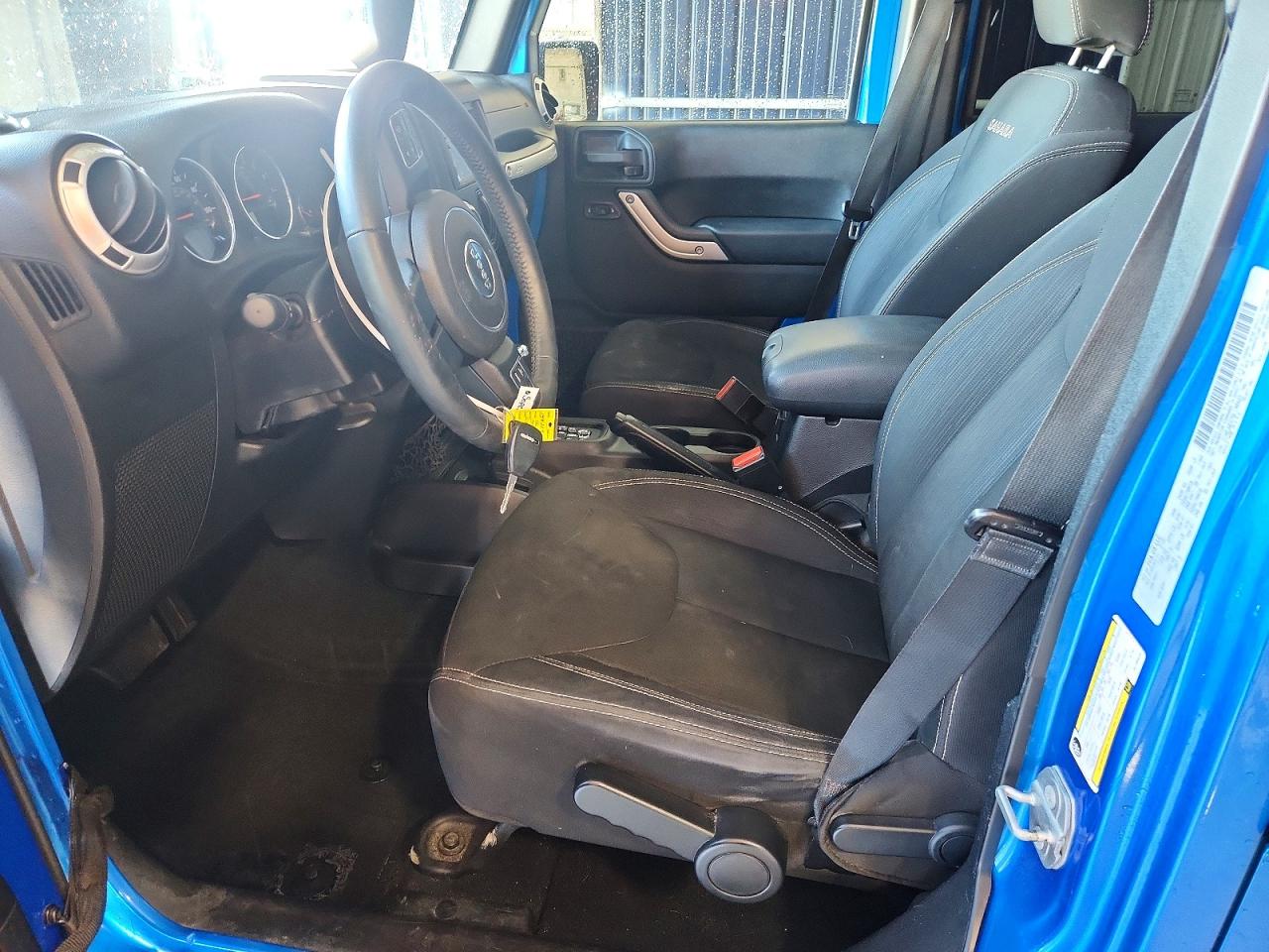 2016 JEEP WRANGLER UNLIMITED SAHARA photo 7