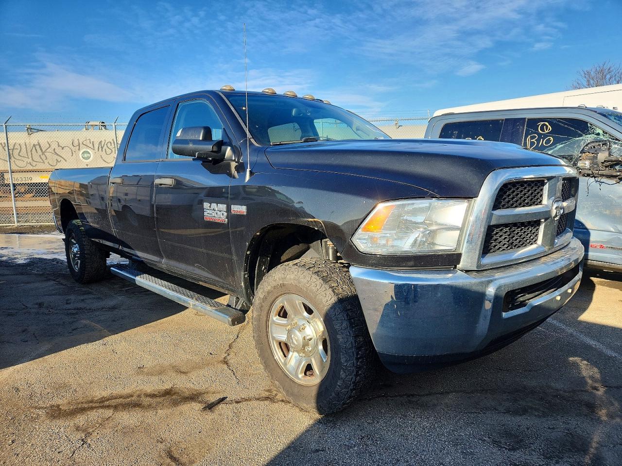 2017 RAM 2500 ST photo 4