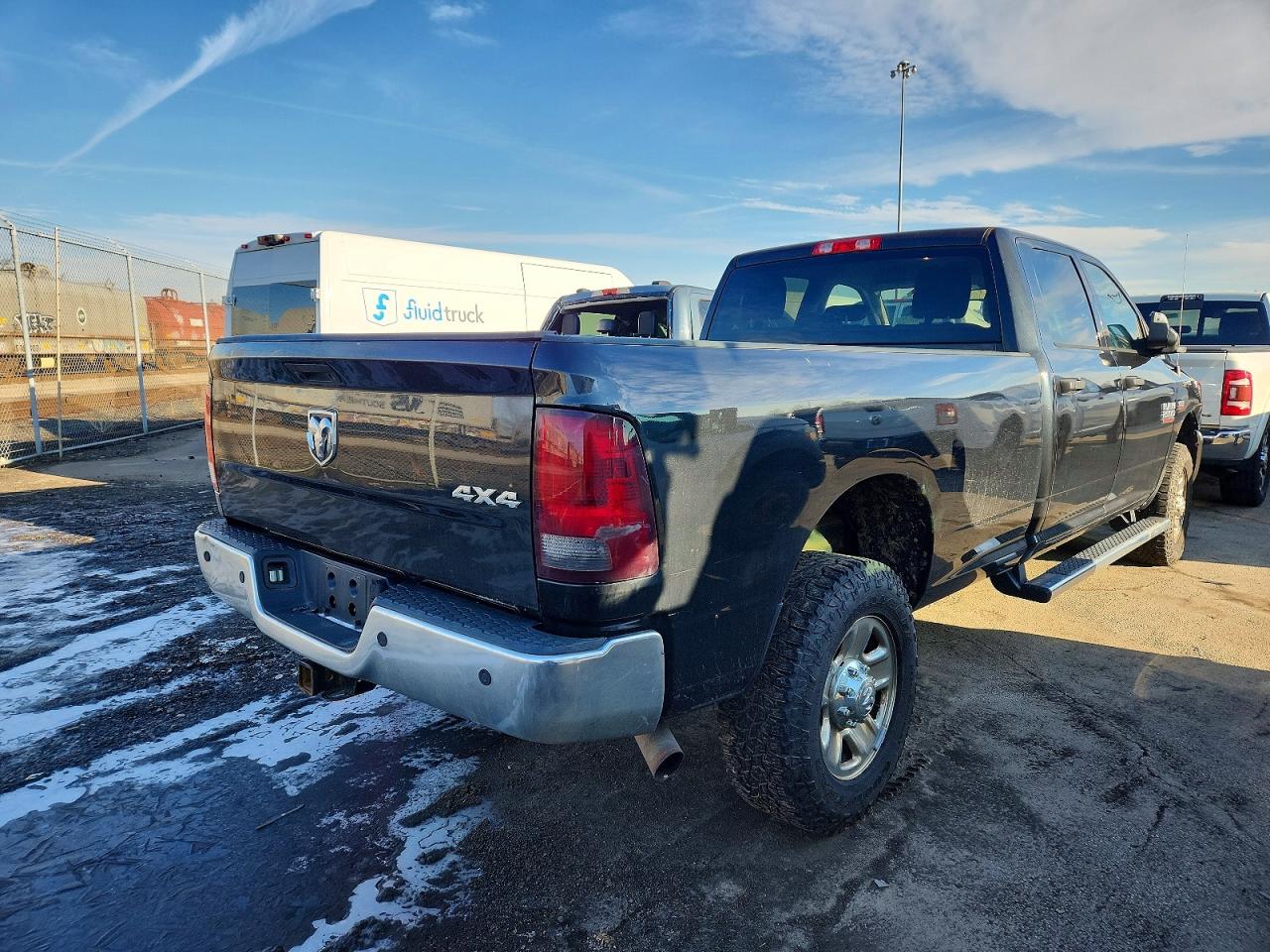 2017 RAM 2500 ST photo 3