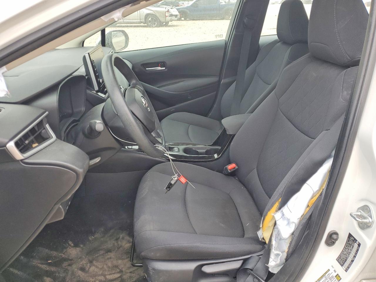 2020 TOYOTA COROLLA LE photo 7