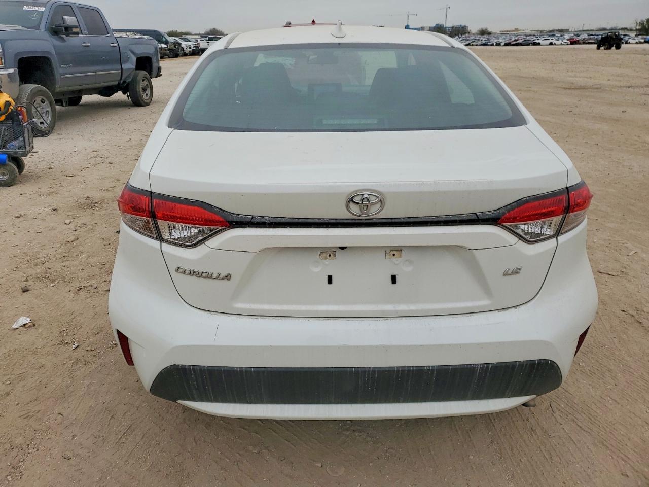 2020 TOYOTA COROLLA LE photo 6