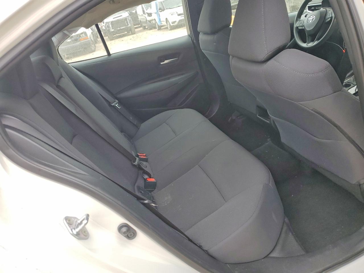 2020 TOYOTA COROLLA LE photo 10
